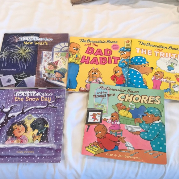 Other - 3 Berenstain Bears Books & 2 The Night Before Book